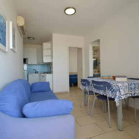 Apartment Zenit *